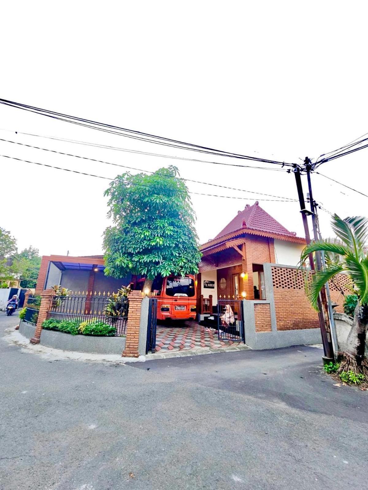 Omah Tabon Jogja - Close To Malioboro Yogyakarta Exterior photo