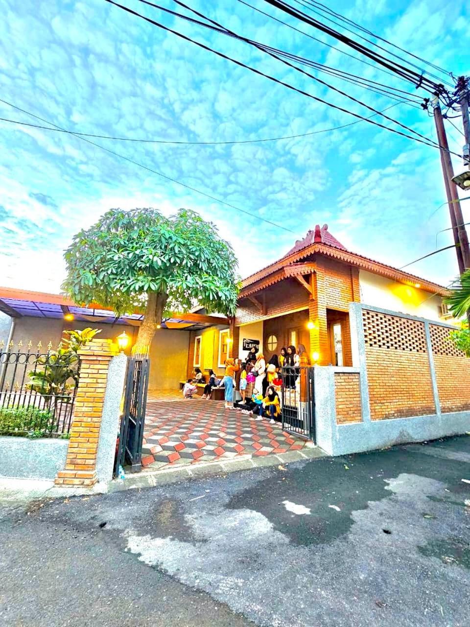 Omah Tabon Jogja - Close To Malioboro Yogyakarta Exterior photo