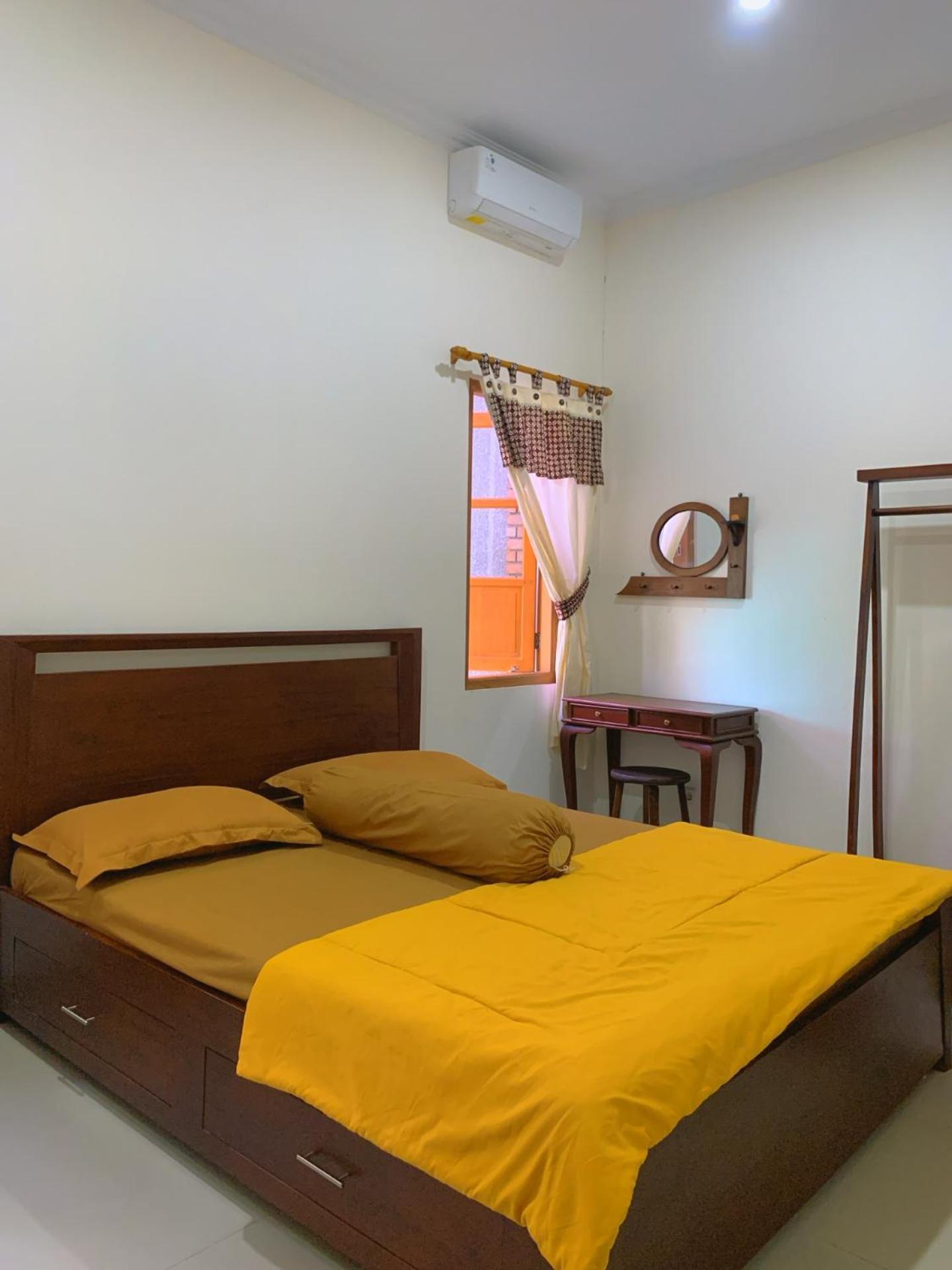 Omah Tabon Jogja - Close To Malioboro Yogyakarta Exterior photo